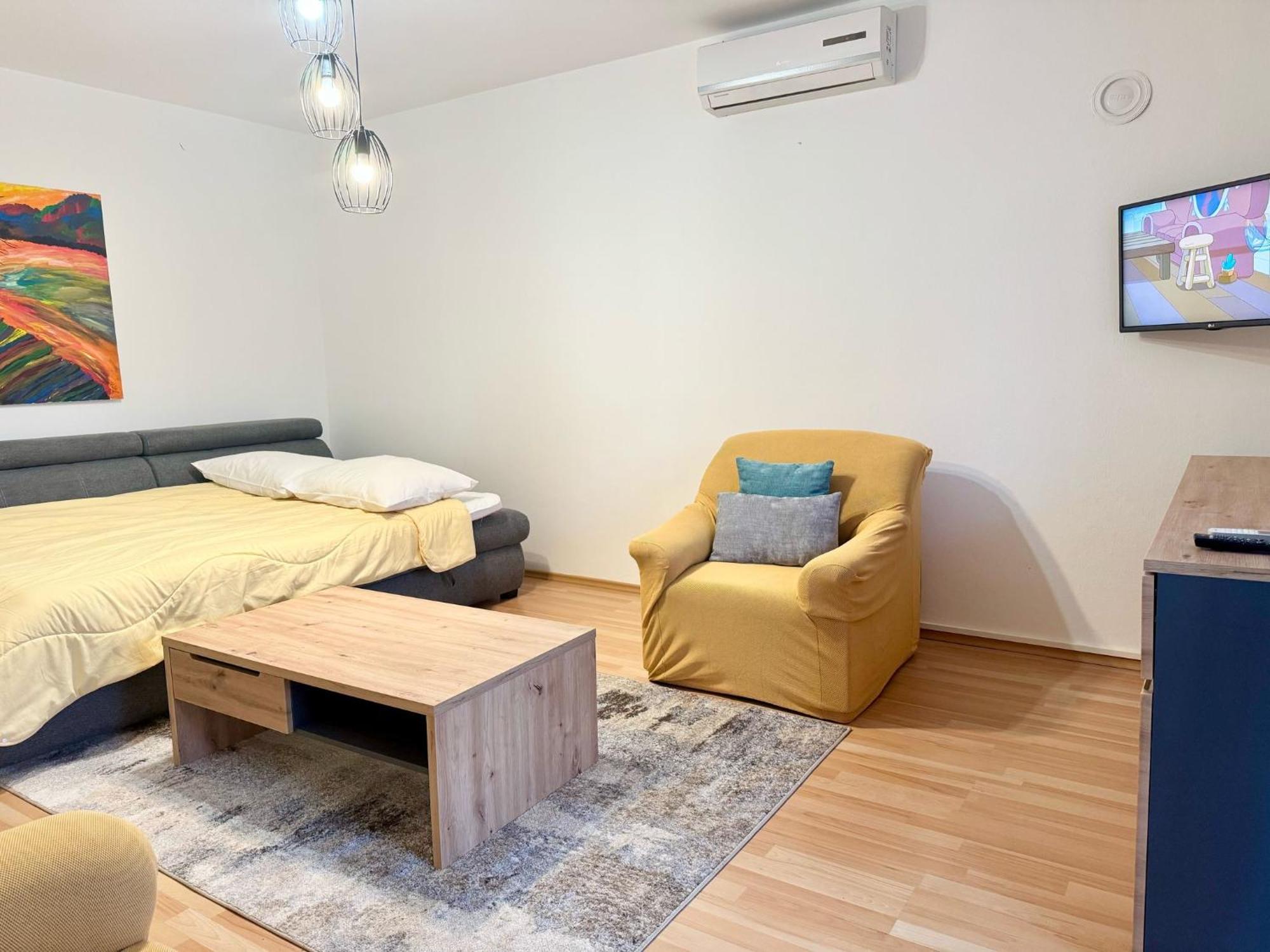 Apartments Nives Poreč Eksteriør billede