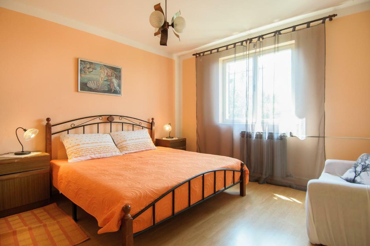 Apartments Nives Poreč Eksteriør billede