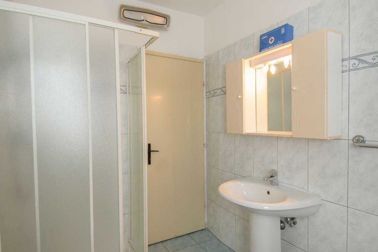 Apartments Nives Poreč Eksteriør billede