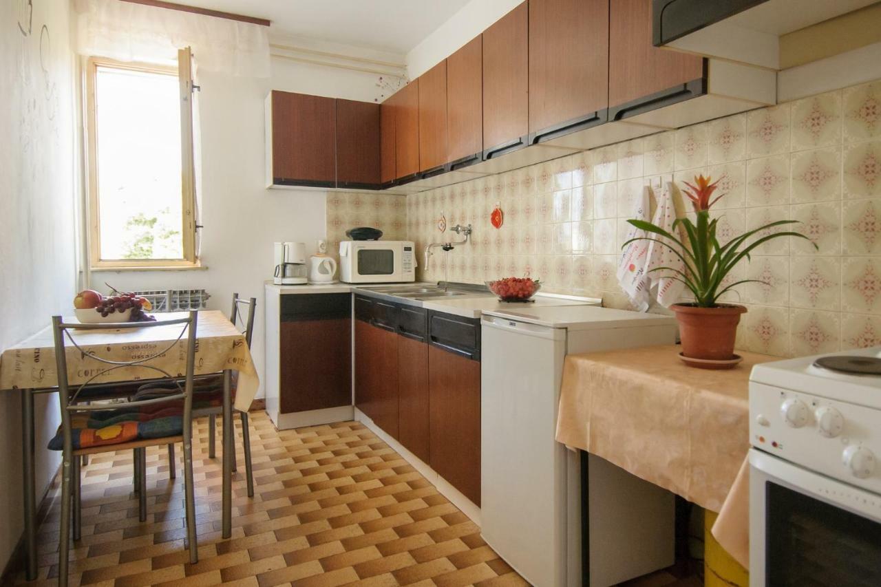 Apartments Nives Poreč Eksteriør billede